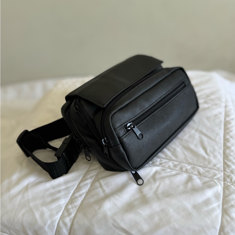 Black vintage Crossbody Bag